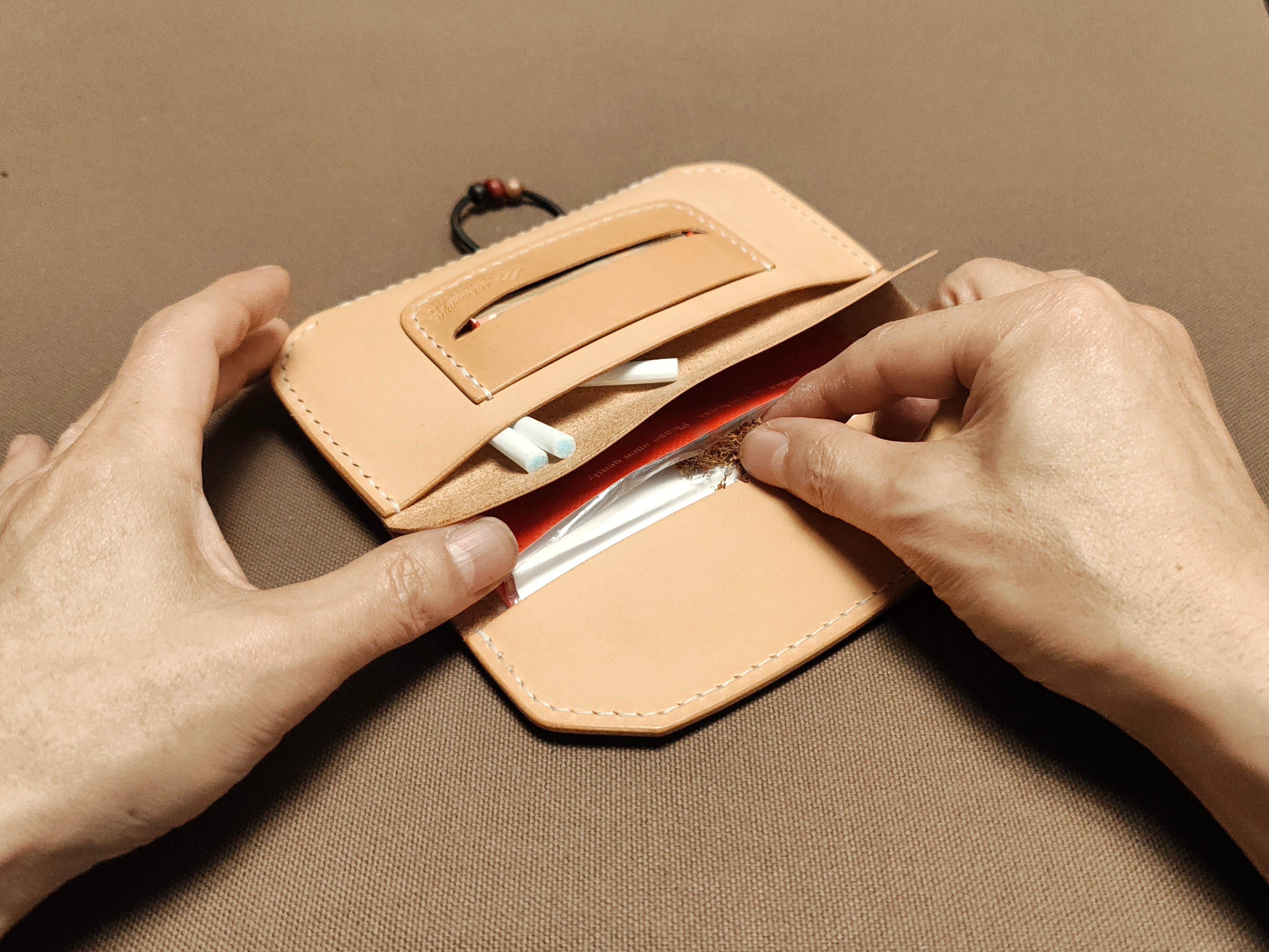 スリムシャグポーチ ナチュラル | mikawaya leather works