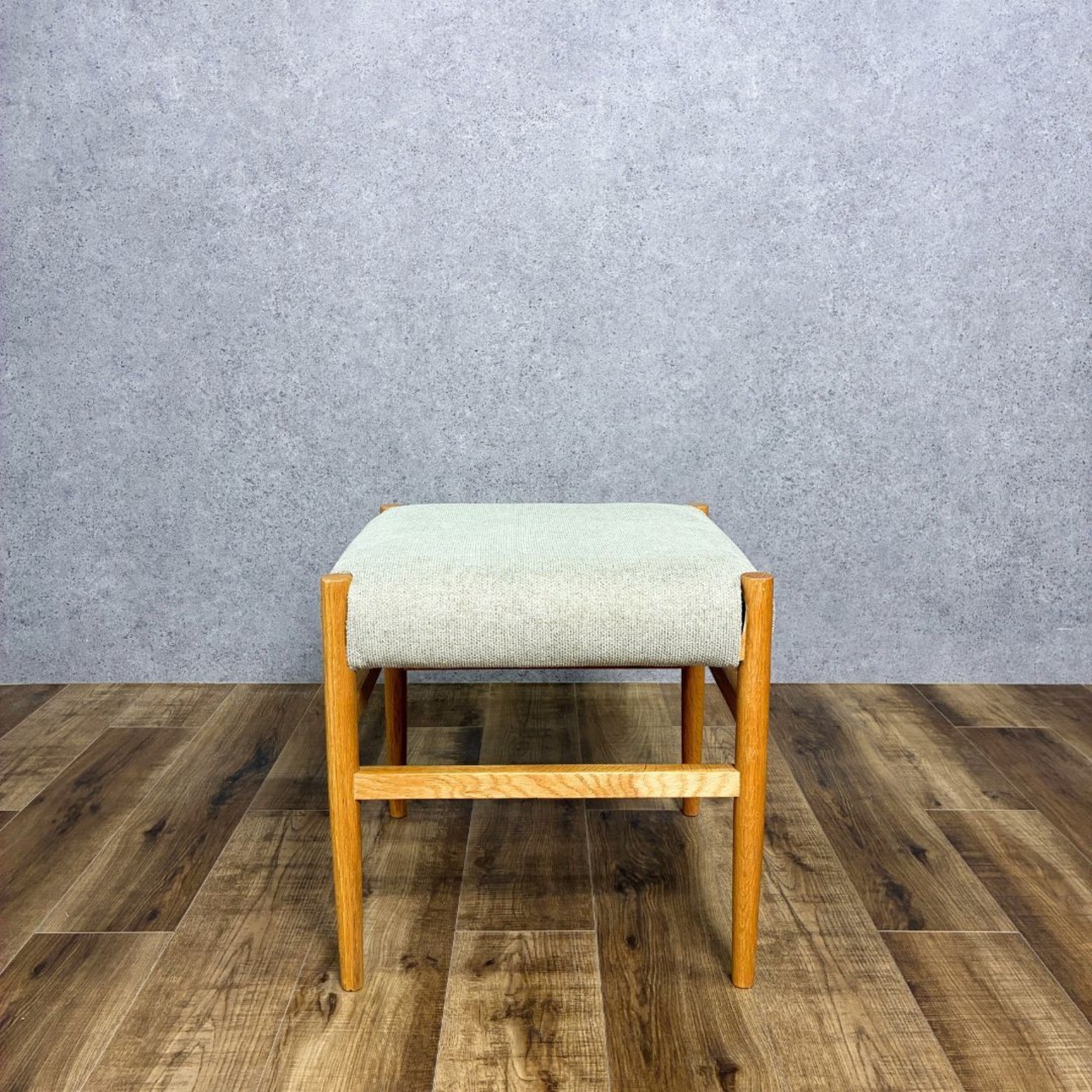 SIEVE stay dining stool シーヴ ステイ ダイニング スツール ベージュ ファブリック カバーリング【中古】【送料無料】