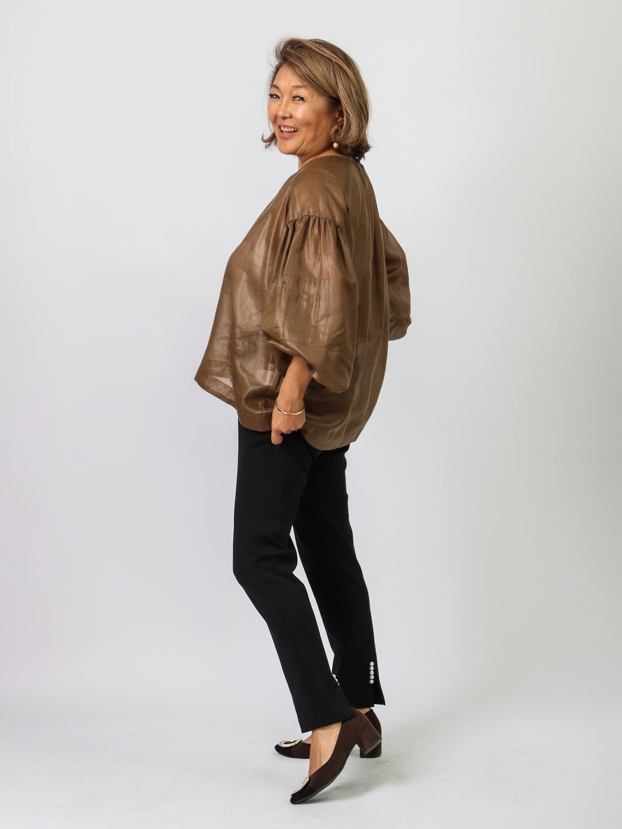 BEATRICE(シアーオーガンジーボリュームブラウス)