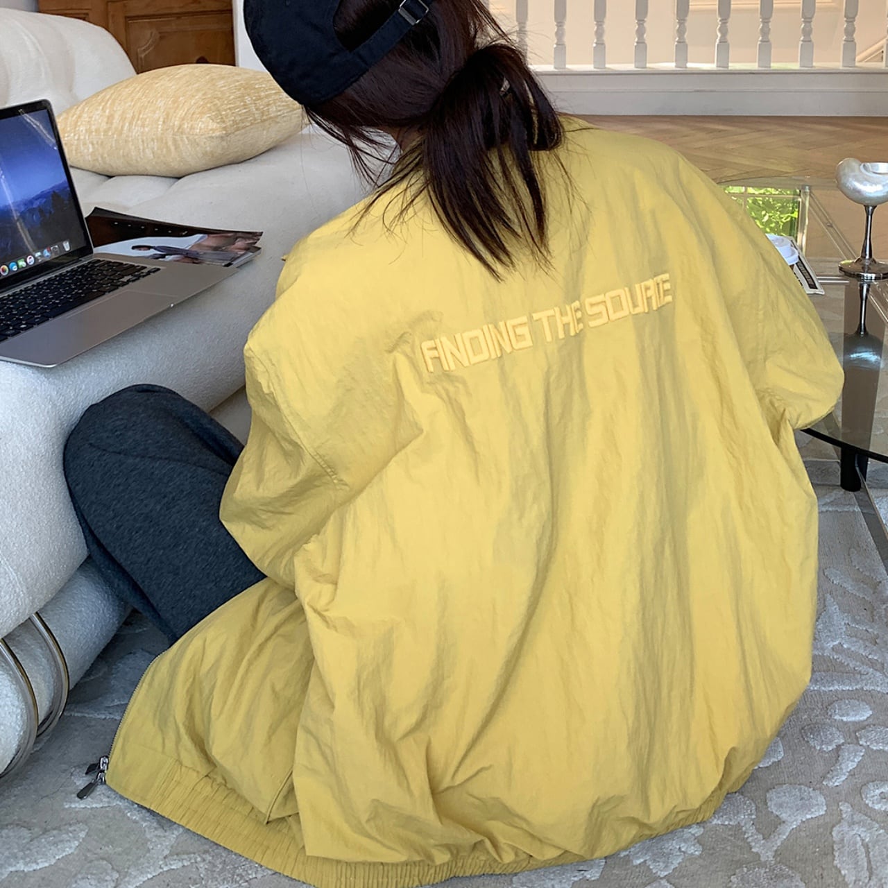 バックロゴジップアップジャケット A01768