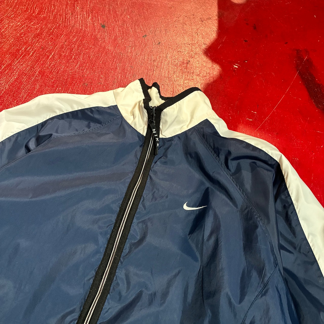 00s NIKE ナイロンジャケット ネイビー×白 バック刺繍