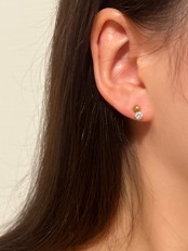 一粒 zirconia pierce
