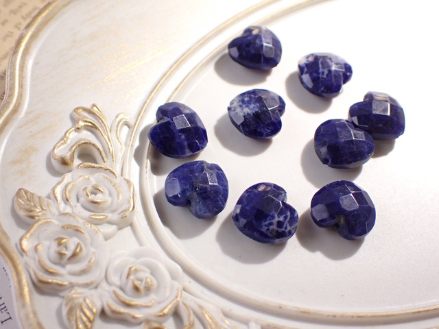 穴あきソーダライト　約4.18ct　[C13‐169]