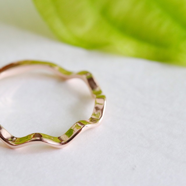 Frill Ring  K10