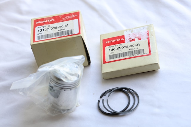 「C65 CS65 CD125K ピストンセット(+0.25) 純正部品」