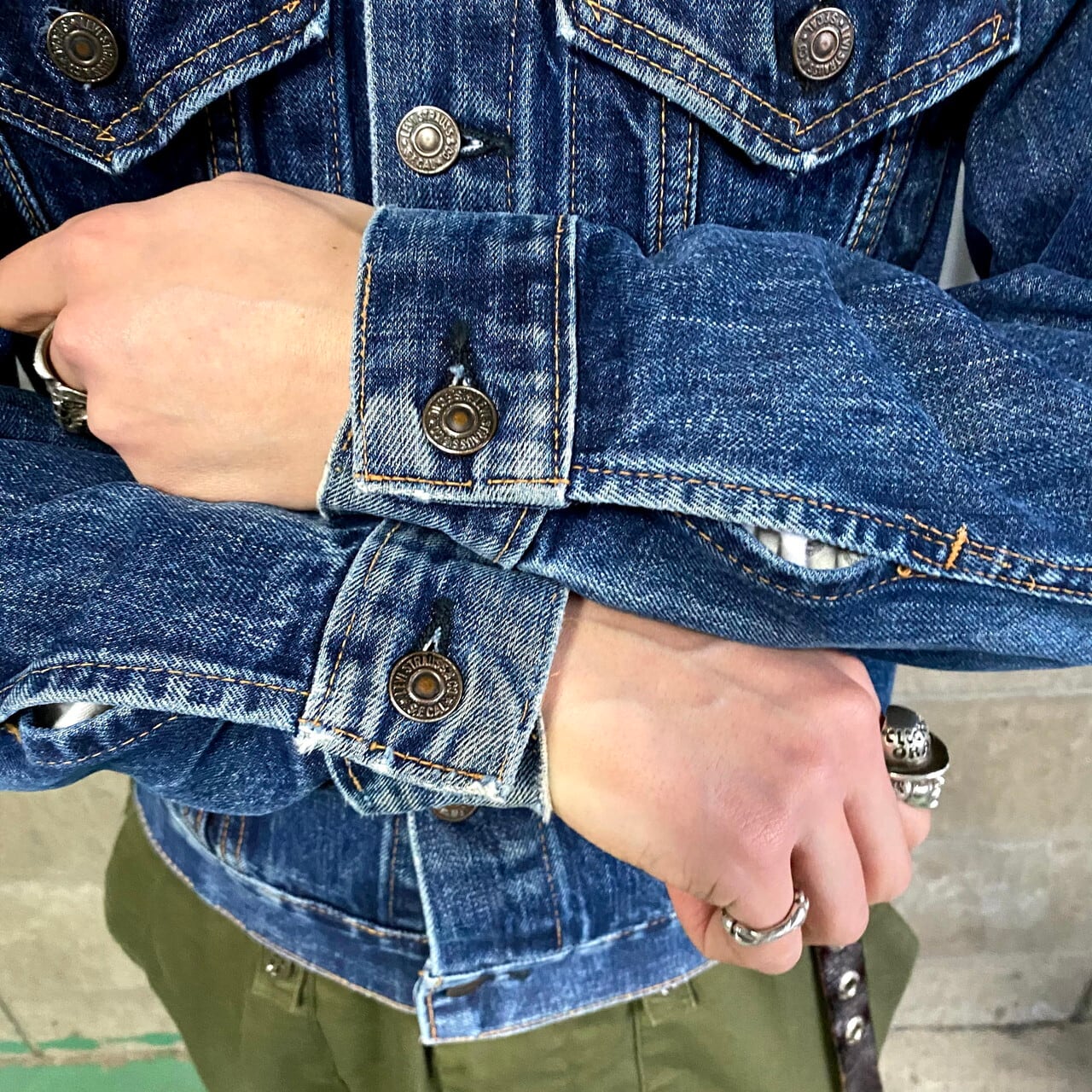 60年代 Levi's リーバイス BIG E 70505 4th デニムジャケット メンズS相当 古着 60s ヴィンテージ ビンテージ ビッグE  トラッカージャケット 濃色【デニムジャケット】【VTG】【AL2110】 | cave 古着屋【公式】古着通販サイト