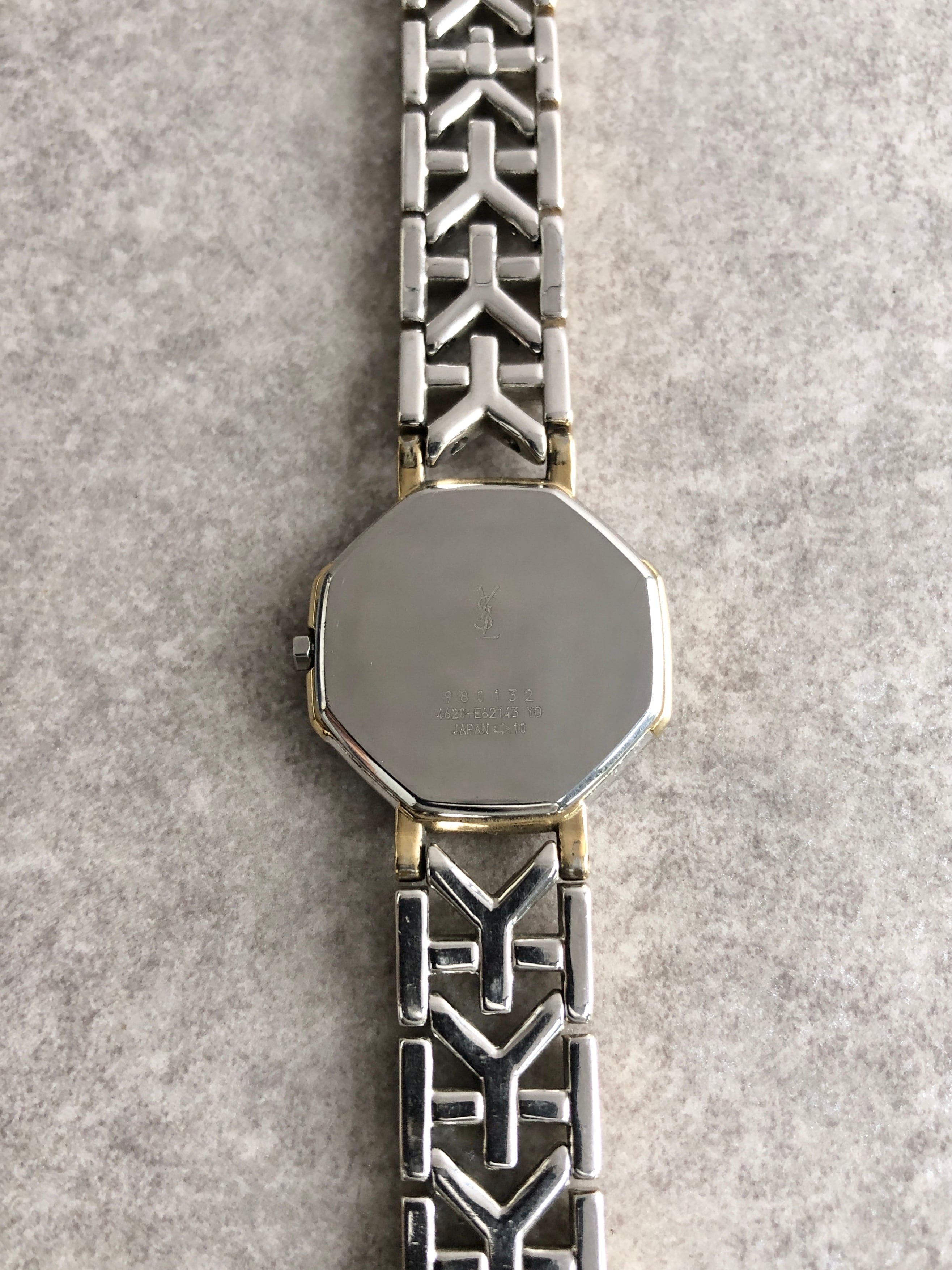 Yves Saint Laurent イヴ・サンローラン 腕時計 ゴールド YSL