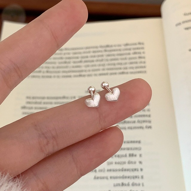 Weiwan925シルバー愛心ピアス