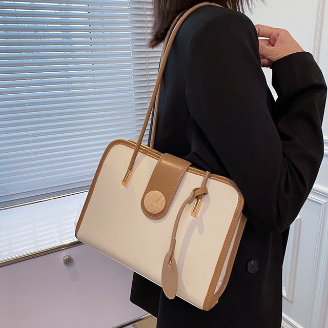 スタンダードショルダーバッグオータム レトロ 秋物 トートバッグ ハンドバッグ Tiancai_Wing_Bag48764522265