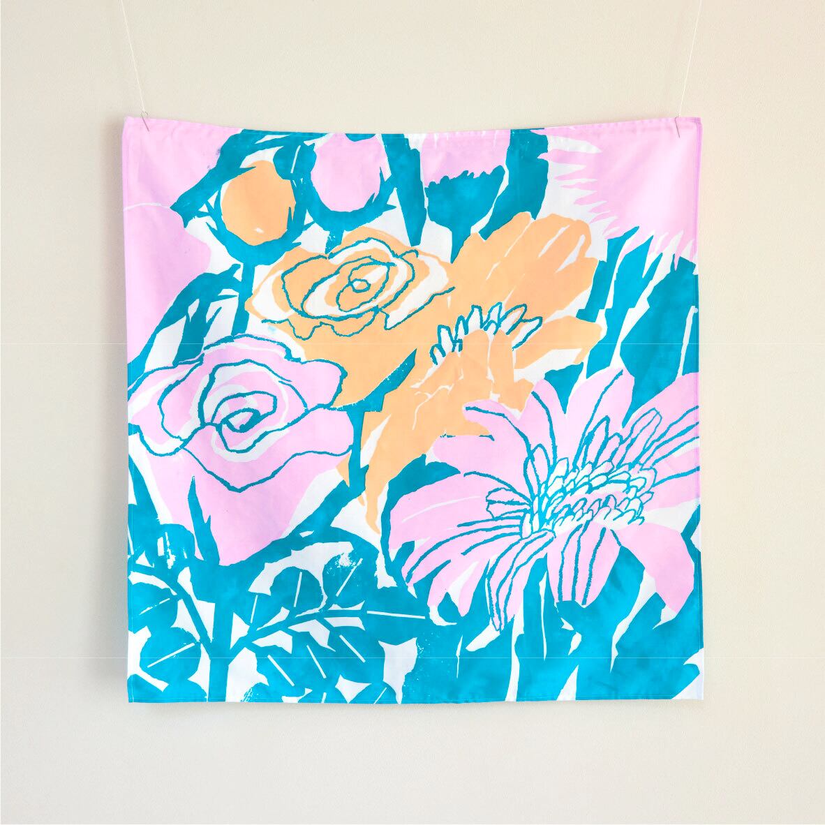 平塚の花スカーフ（ピンク） | run-run textiles