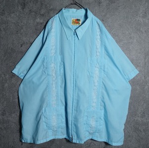 "GUAYARERA" Light Blue Zip Cuba Shirt