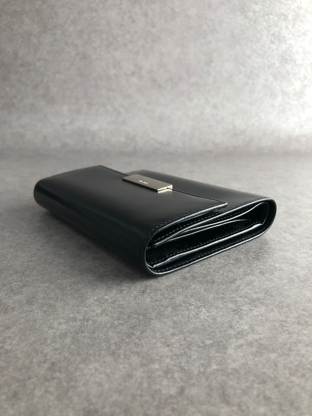 PRADA プラダ 財布 ブラック ロゴ レザー 二つ折り財布 vintage ヴィンテージ オールド j6jr5n