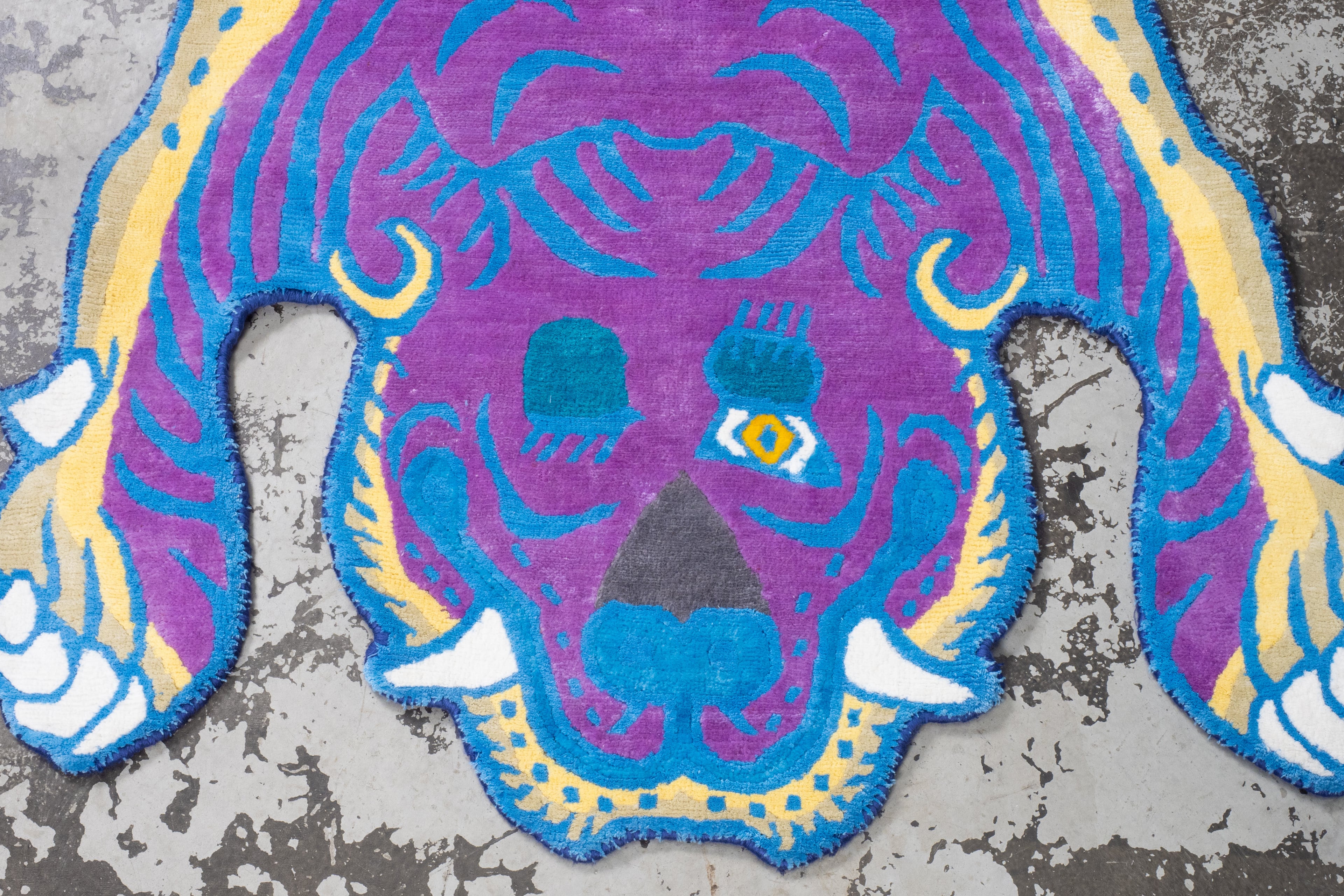 Tibetan Tiger Rug 《Mサイズ•シルク•オリジナル•パープルバージョン