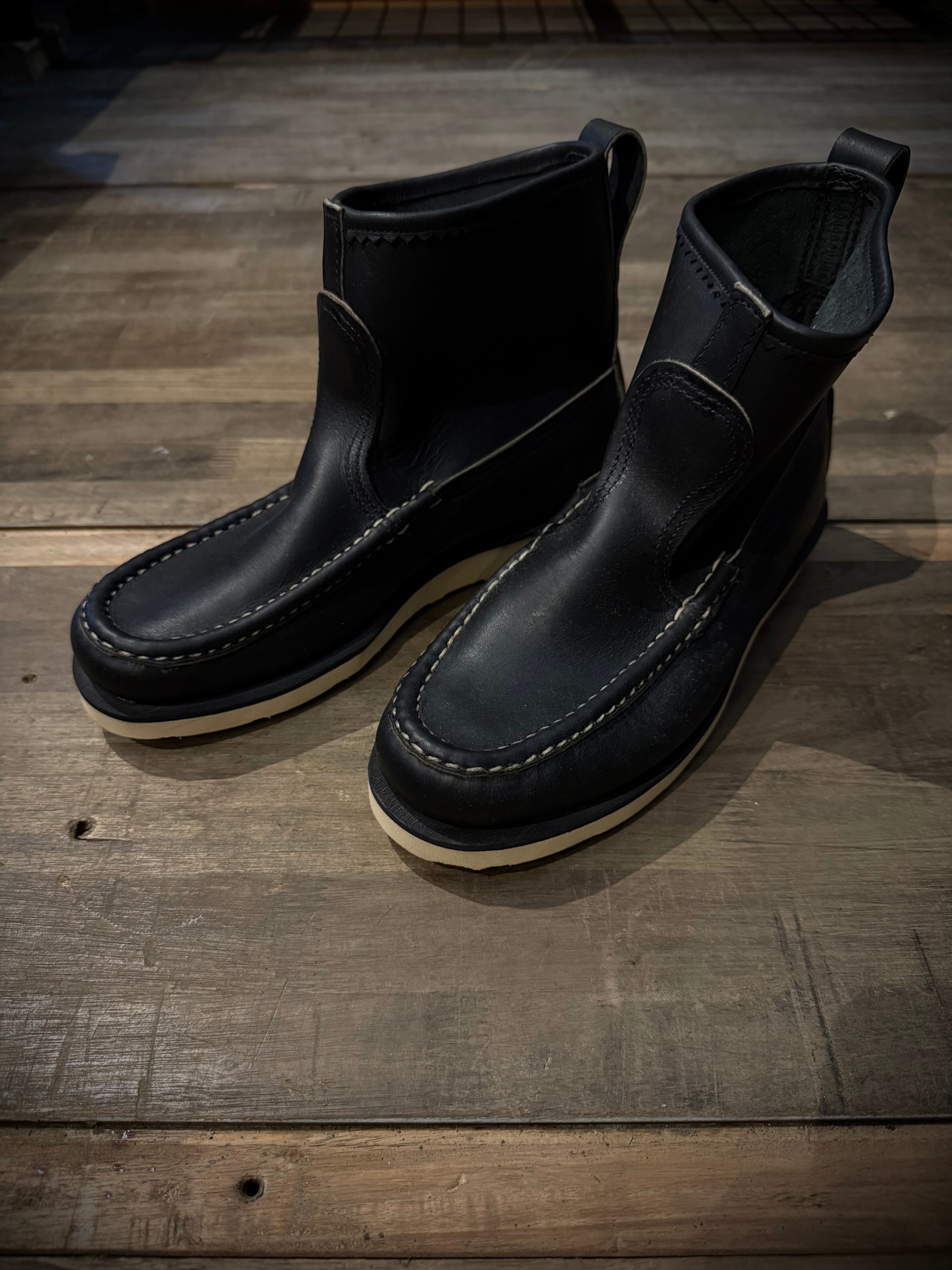 RUSSELL MOCCASIN(ラッセルモカシン)KNOCK A BOUT BOOTS BLACK LEATHER