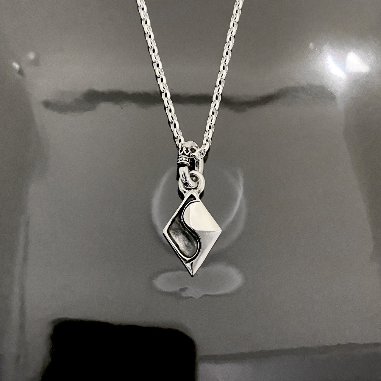 YIN YANG NECKLACE / イン＆ヤンネックレス