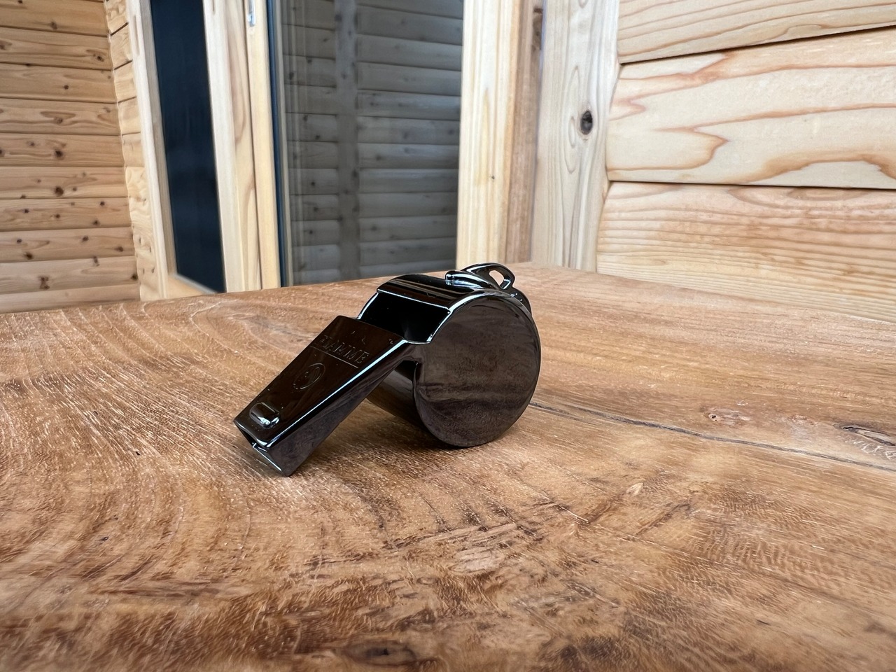 アウトドア・災害用/高品質ホイッスル