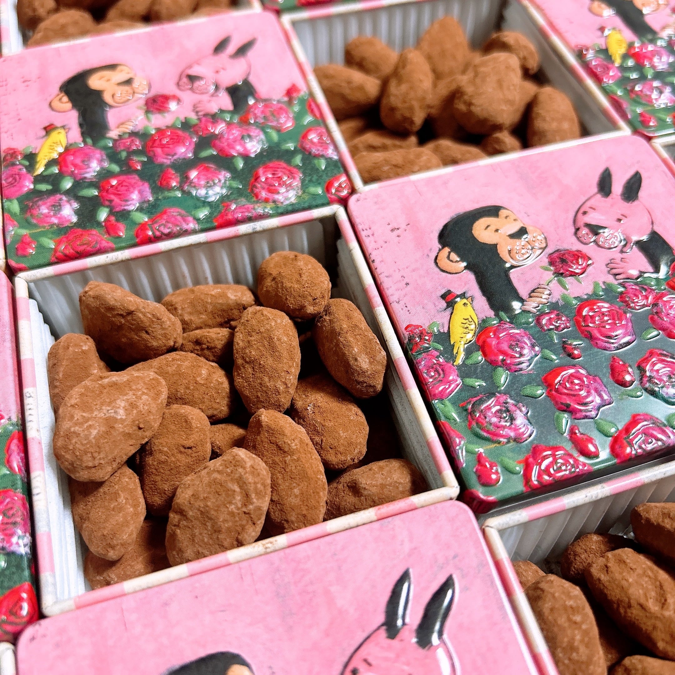 ビジュー缶（青缶） | お菓子工房aonoki