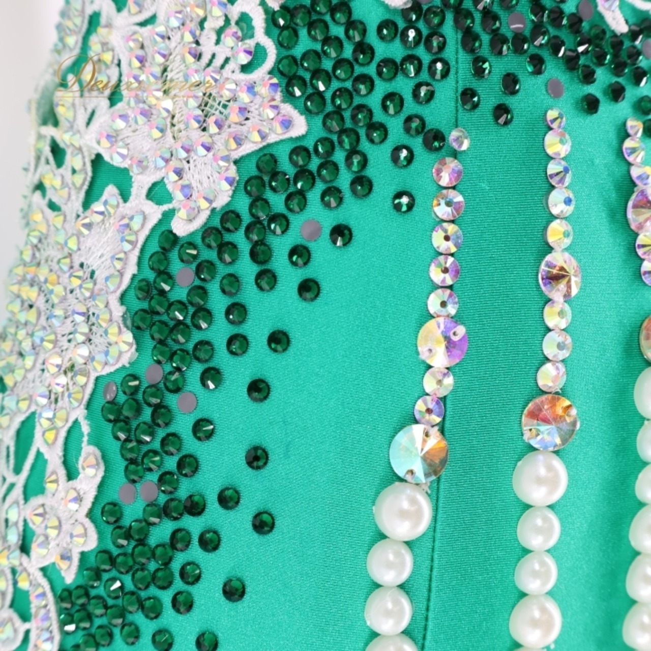 社交ダンス 衣装 スタンダード ドレス スタンダードドレス ワンピース 緑 デモ 競技 フロート レース 白 パール 高級感 上品 グリーン系 ホワイト系 ドレス おしゃれ スカート 6枚重ね 豪華 派手 大人 レディース フォーマル 大会用 競技会用 パーティー