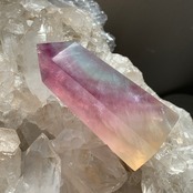 フローライトタワー*天然石ポイント*天然石インテリア*パステルカラー*置き物*T62
