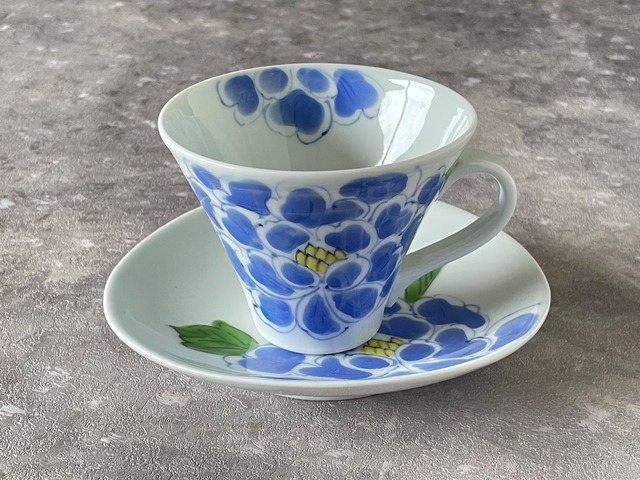 染錦黒芍薬 反りカップ＆ソーサー | コーヒー 紅茶 ハーブティー  | 泰山窯