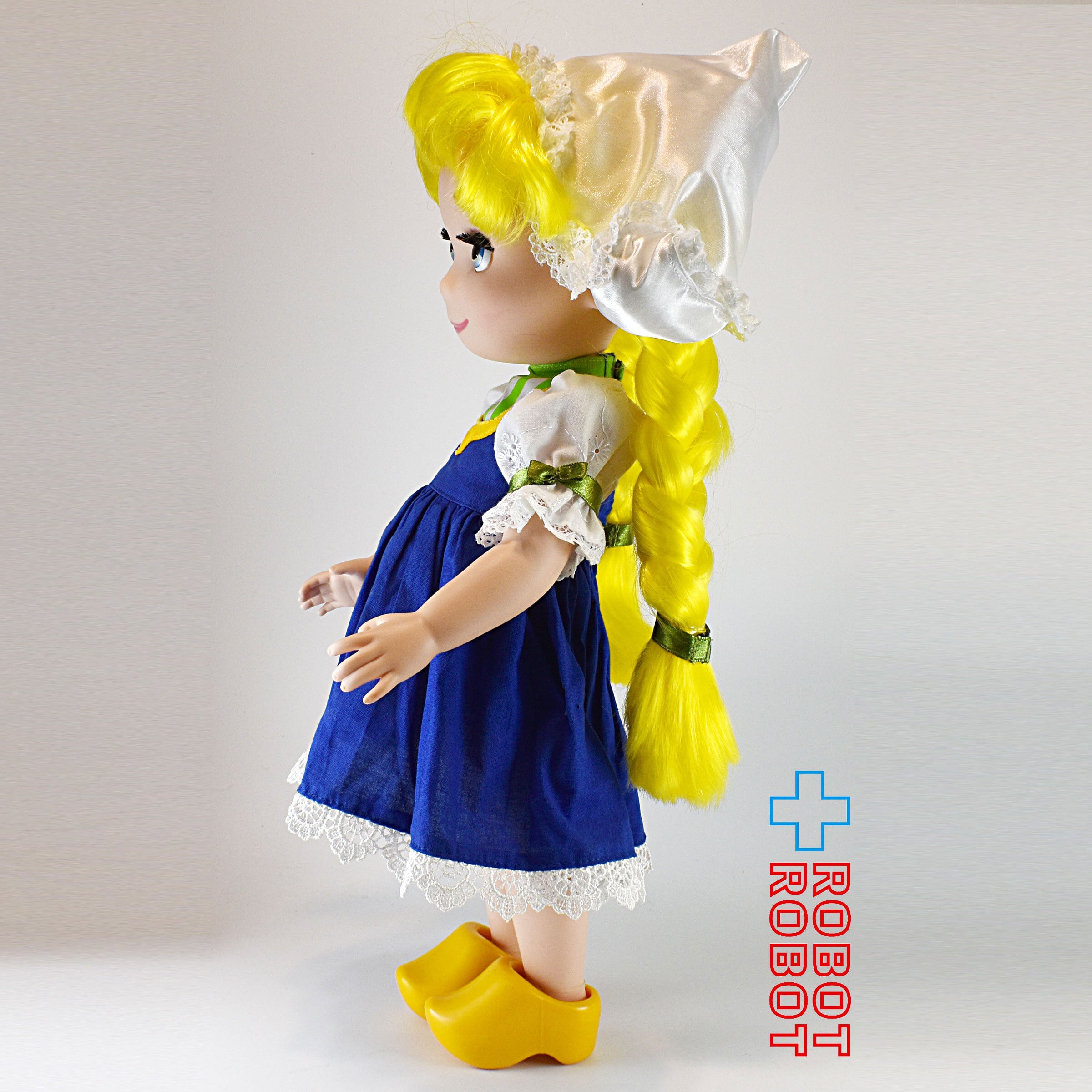 イッツアスモールワールドオランダシンギングドールアニメーターズ