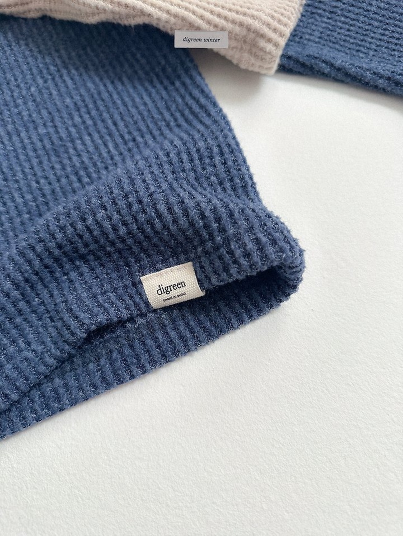 〖取寄〗韓国子供服 / 26winter / Digreen / ワッフルフーディー / キッズ / 冬服 *S~2XL*