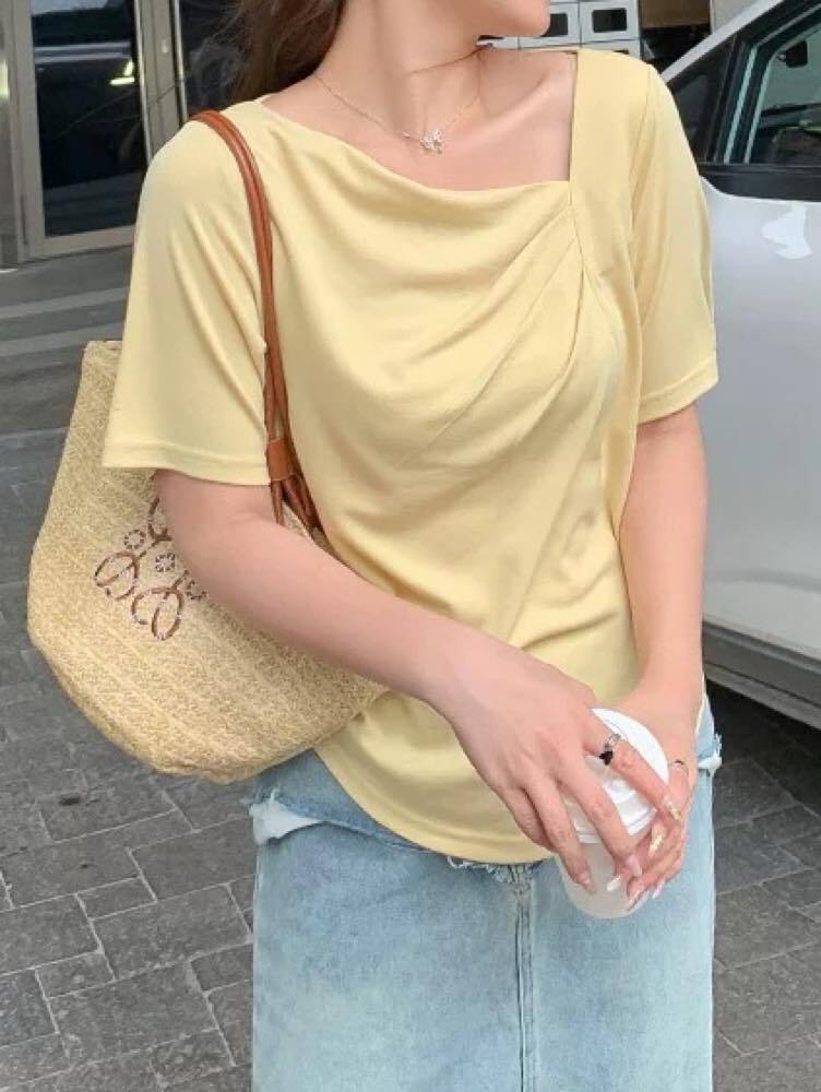 シンプルに華やぎスタイリングの主役に アシンメトリータックプルオーバー 半袖 上品 大人 お洒落 きれいめ カジュアル 大きいサイズ 韓国 CH9872