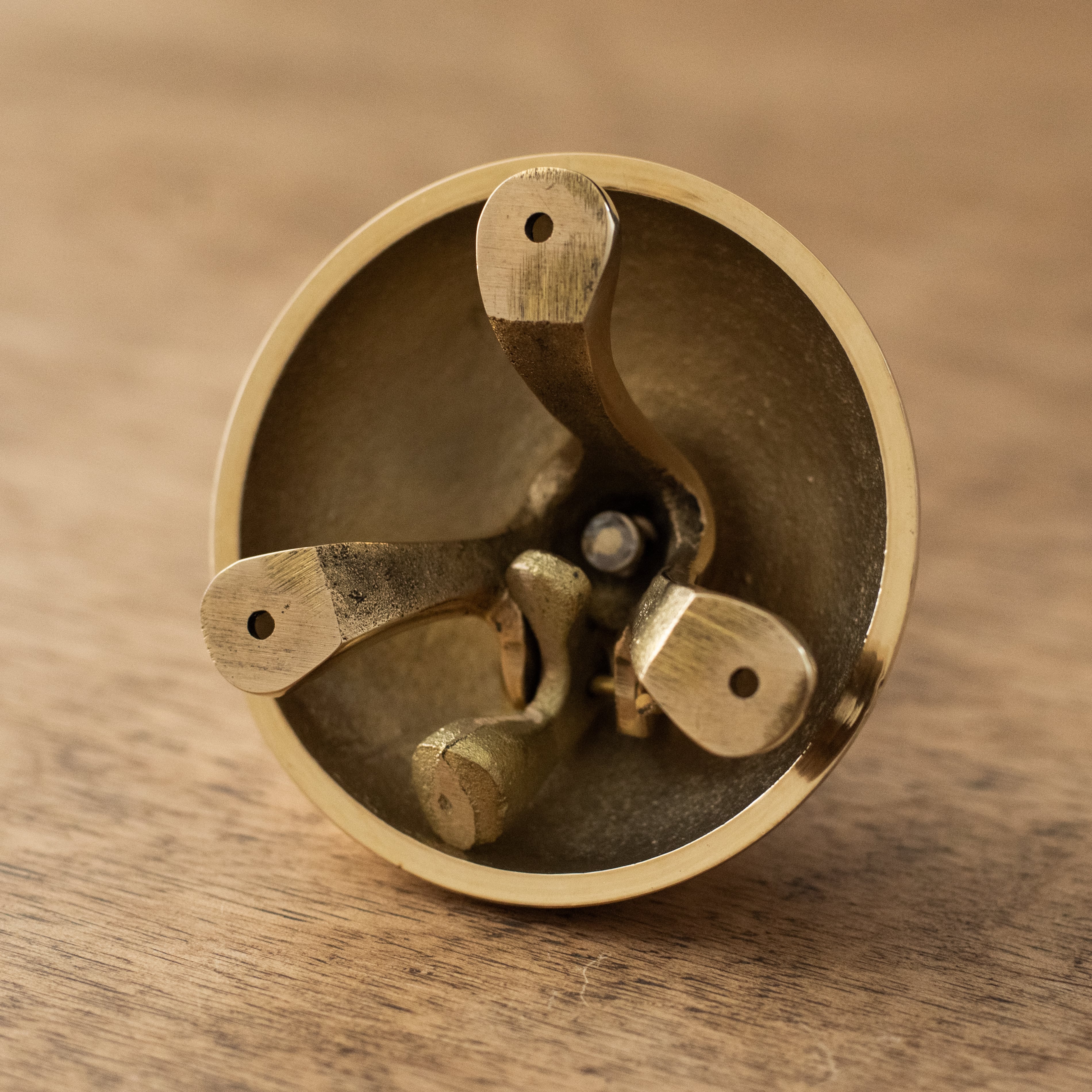 プッシュベル 卓上／壁付け ライン | PASSAGE DUVE