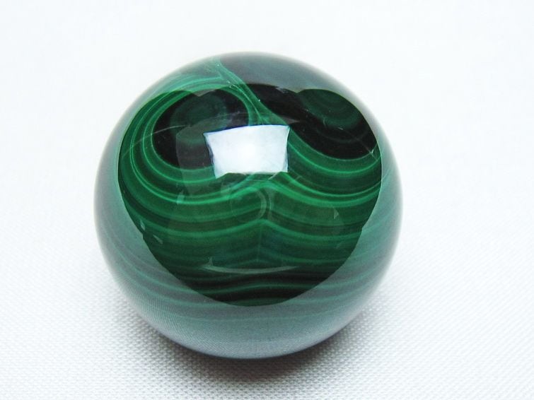 マラカイト 丸玉 32mm スフィア 置物 一点物 おまかせ便 141-8383