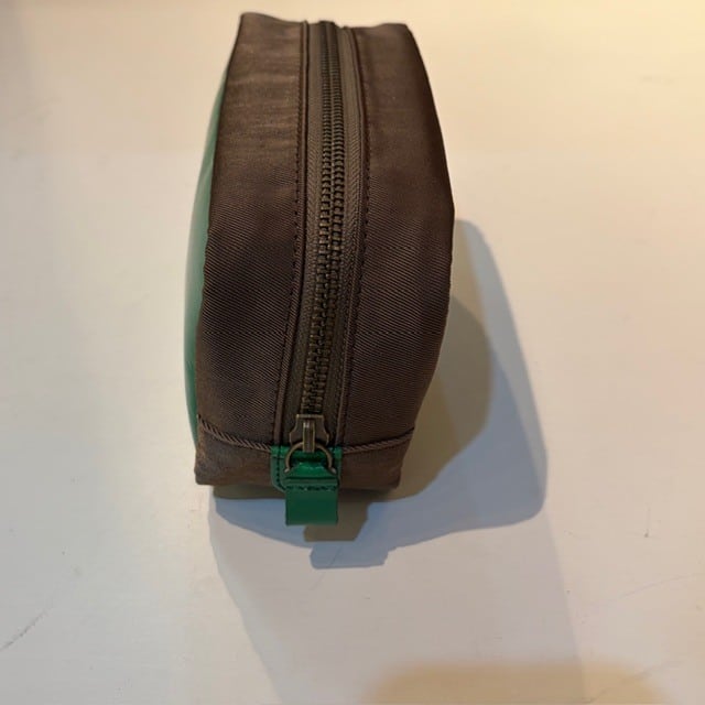 B.stuff　限定ポーチ(フェンネル)