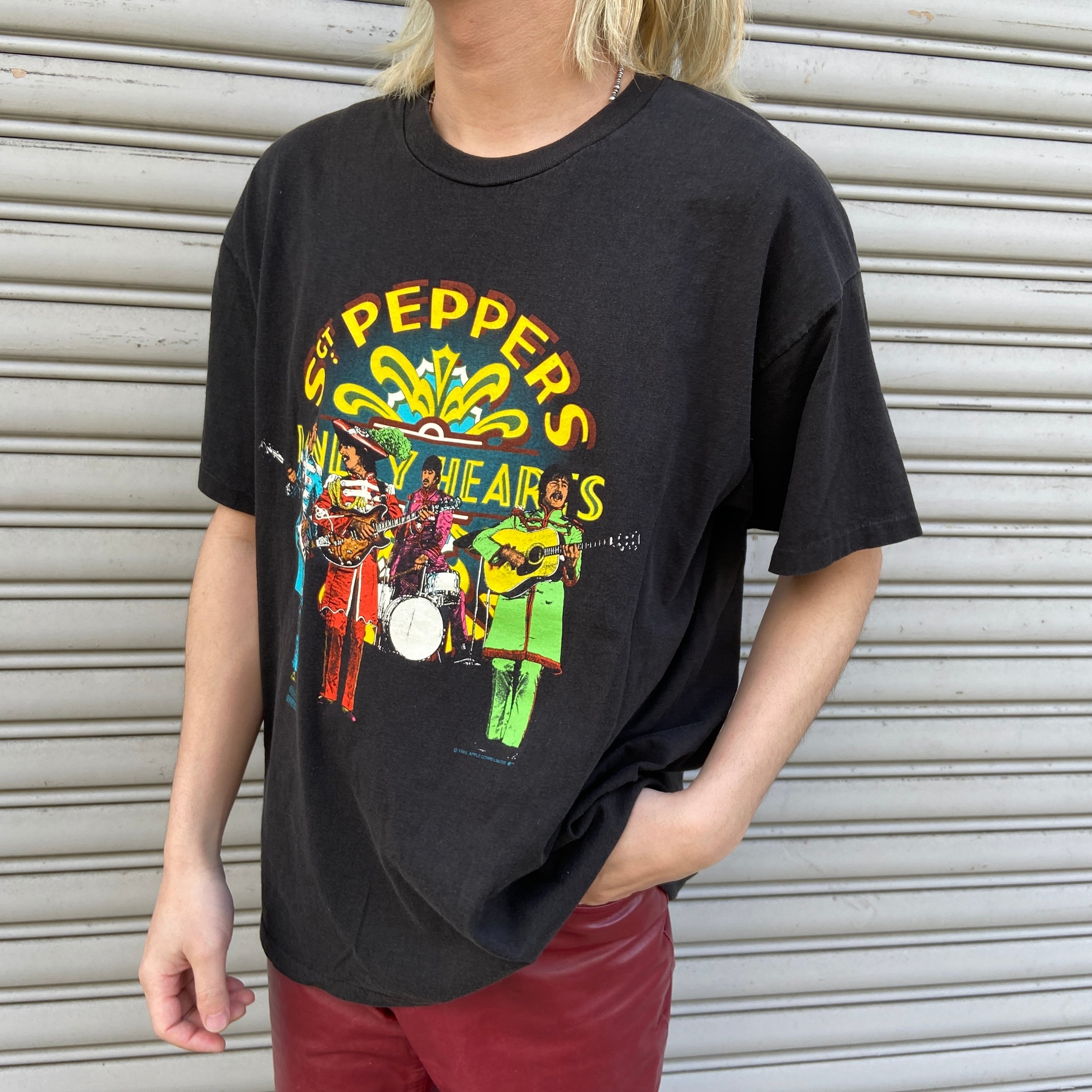 ビートルズ サージェント・ペパーズ バンド Tシャツ 90s ビートルズ サージェントペパーズ バンドTシャツ バンT 黒 L相当