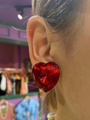 heart earring