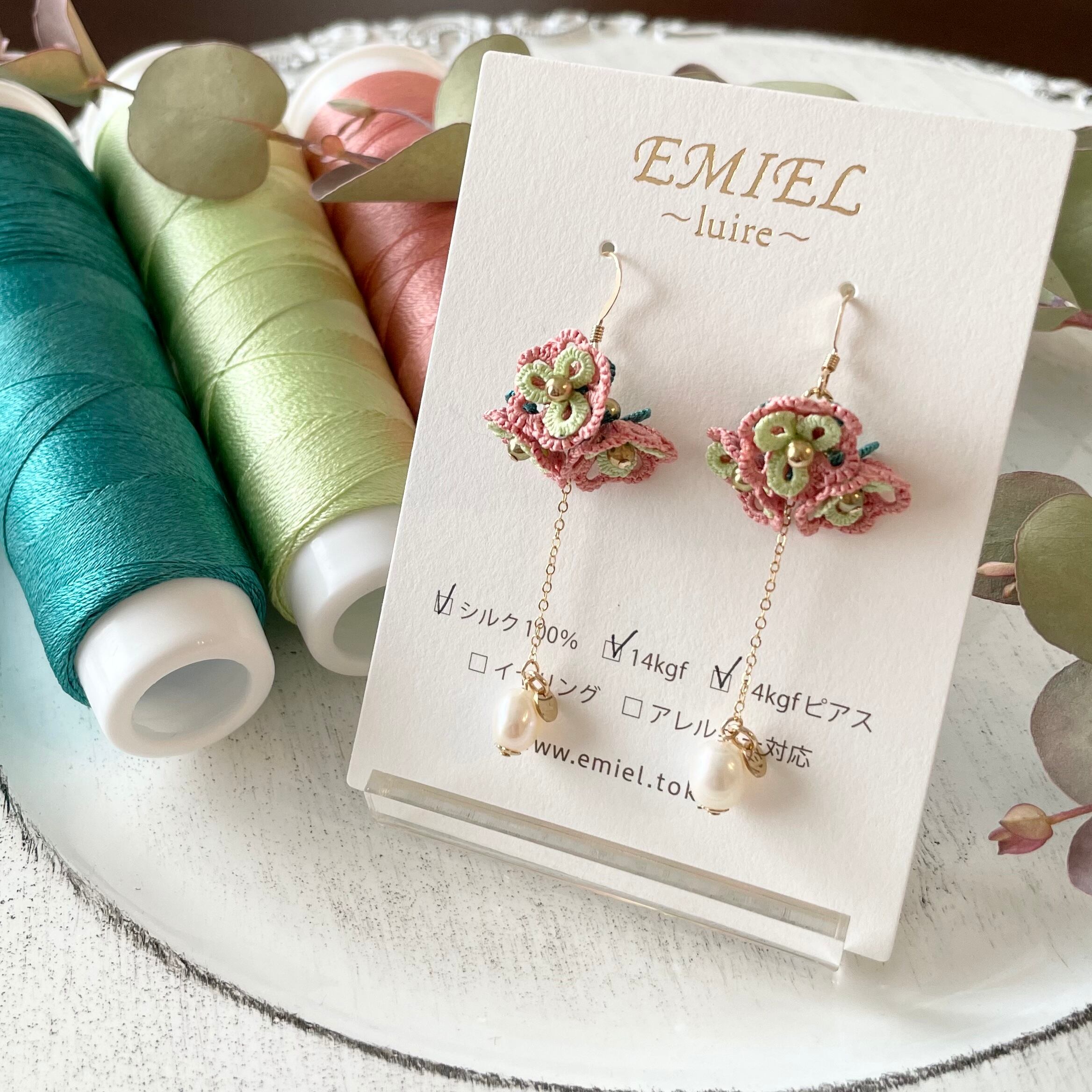 KoKoRo〜luire〜シルク糸＊白梅・曙・若菜色レースのピアス