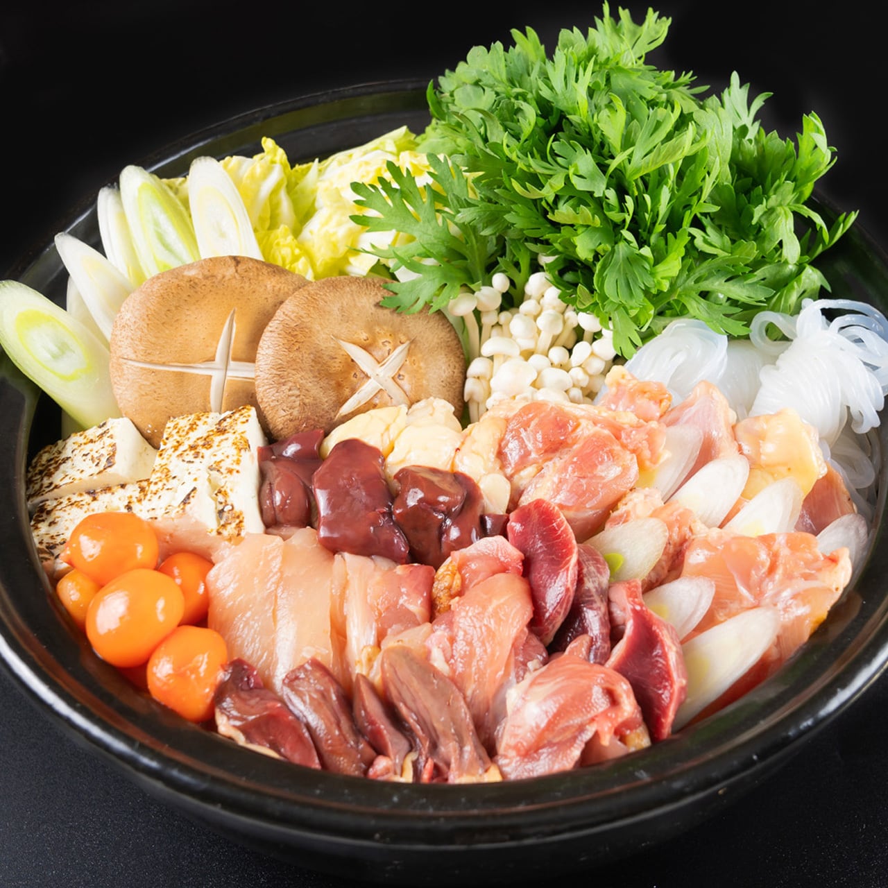 皆でワイワイ♪鶏刺し専門店の鶏すき焼き【9部位 約500g入り 3~4人前】(冷凍)