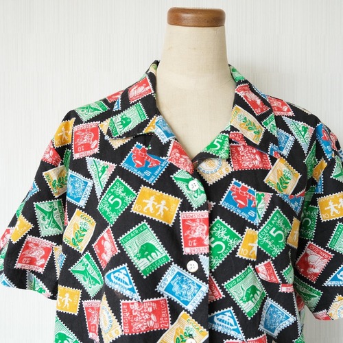 思い出切手のシャツ