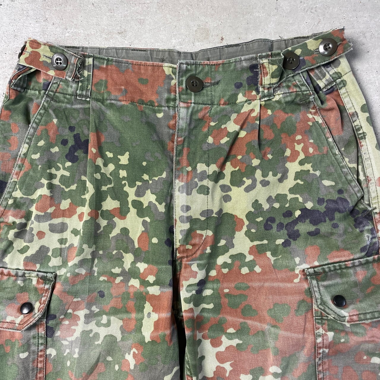フレクターカモ ミリタリー カーゴショートパンツ W30相当 迷彩ハーフss32