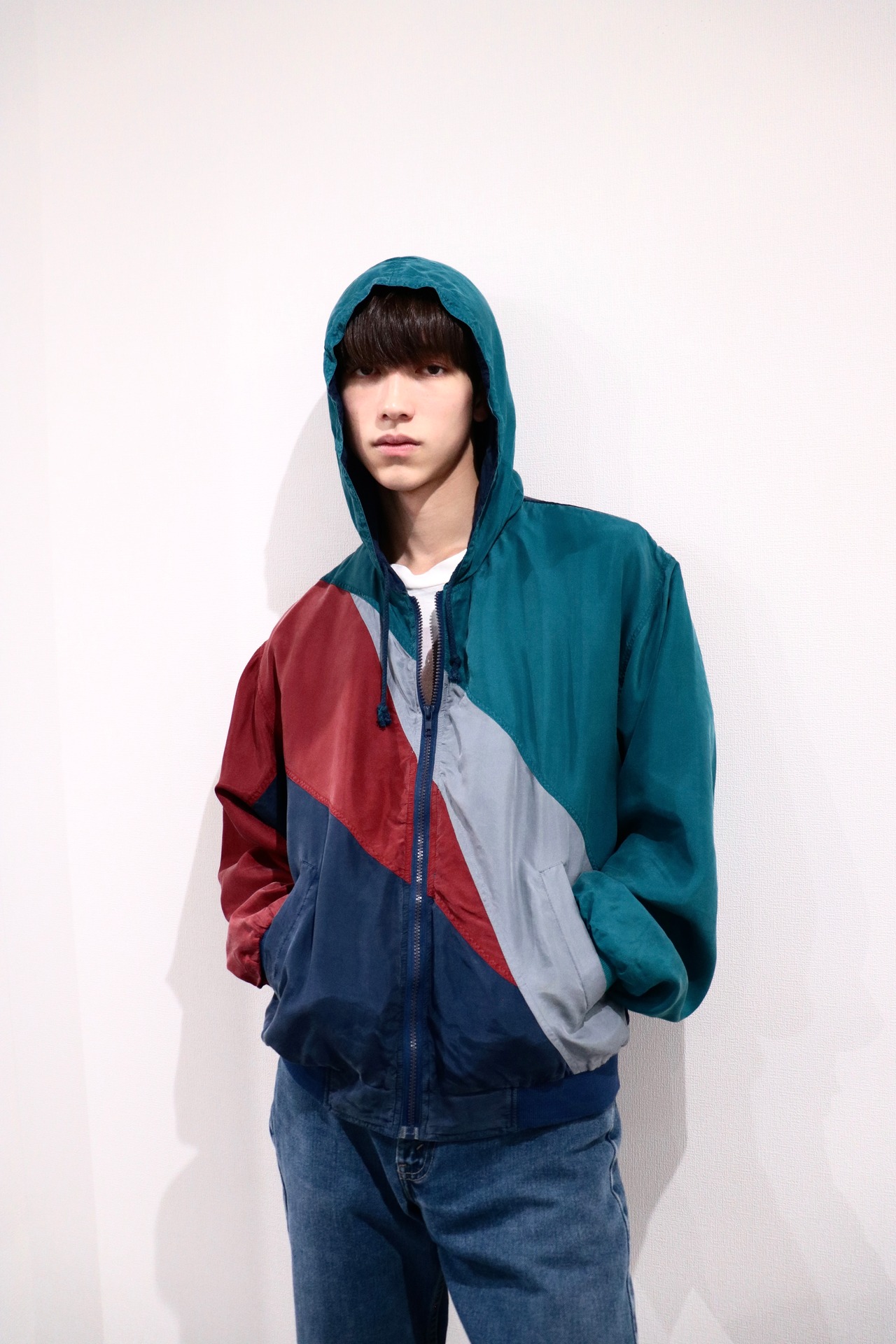 ATHLETIC switching design silk hooded blouson