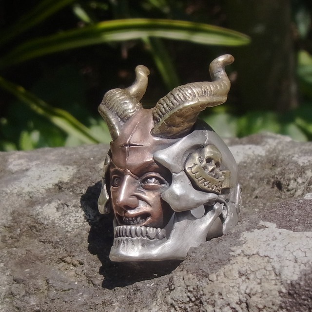 Incubus Ring | BLIND RABBIT