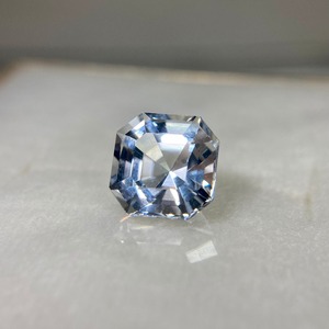 ゴッシェナイト 2.894ct 無色 簡易ソーティング付き No.192