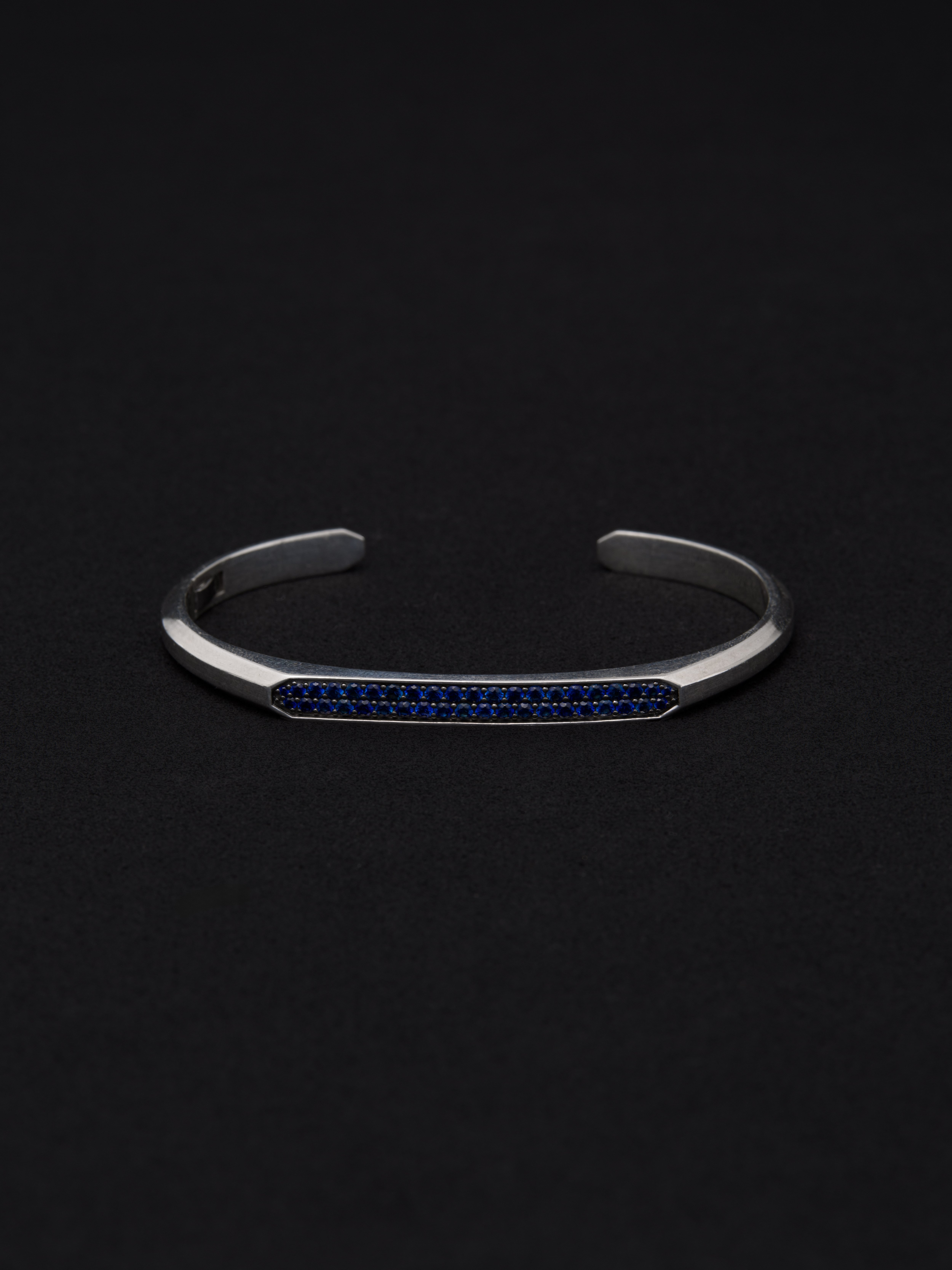 BRACELET & BANGLE | Fabulous Sounds