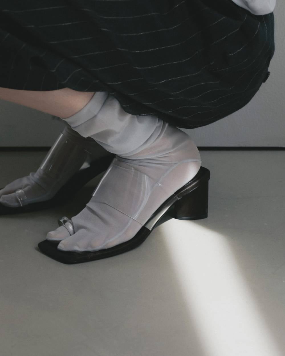 【 anuke 】Square Clear Sandals