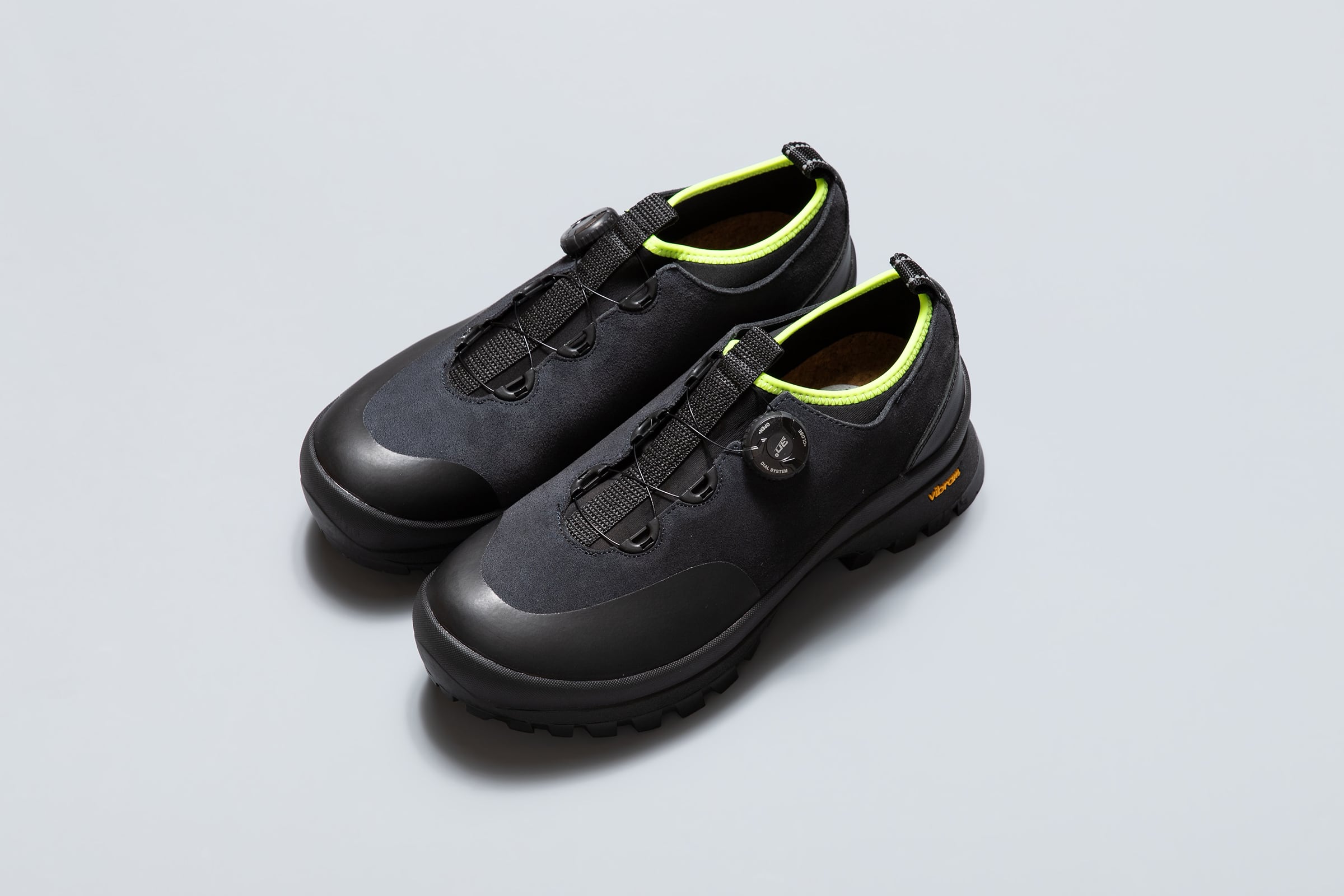 MENS | PLAYGROUND | スニーカーショップ