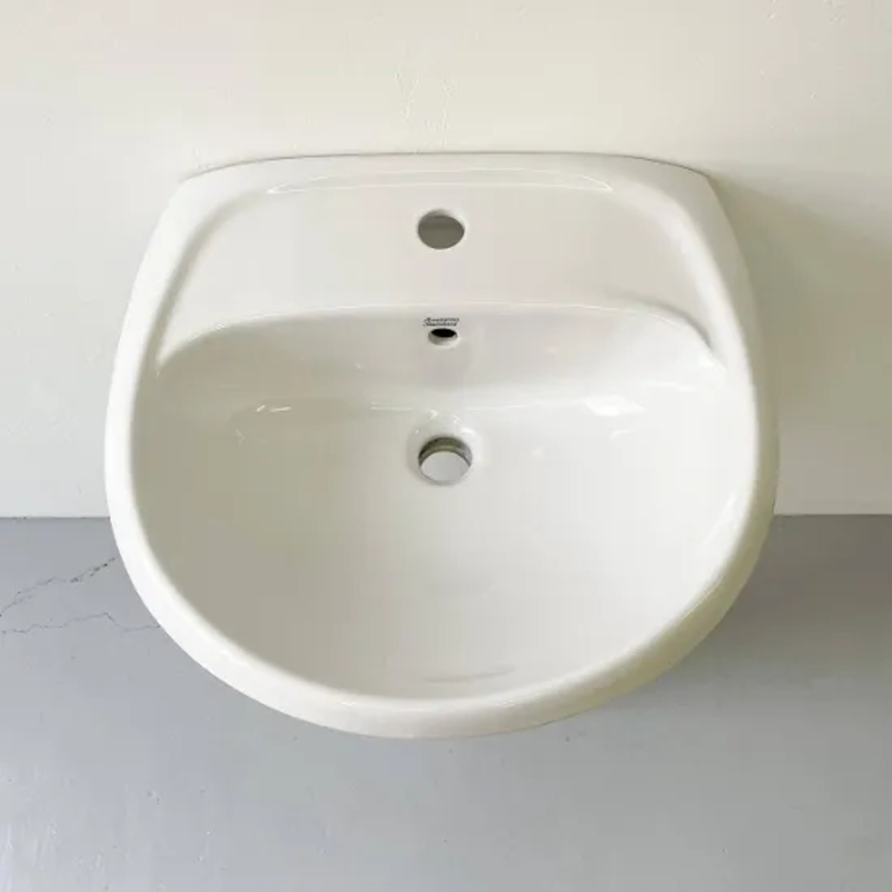 American Standard Pedestal Sink "Straight"
