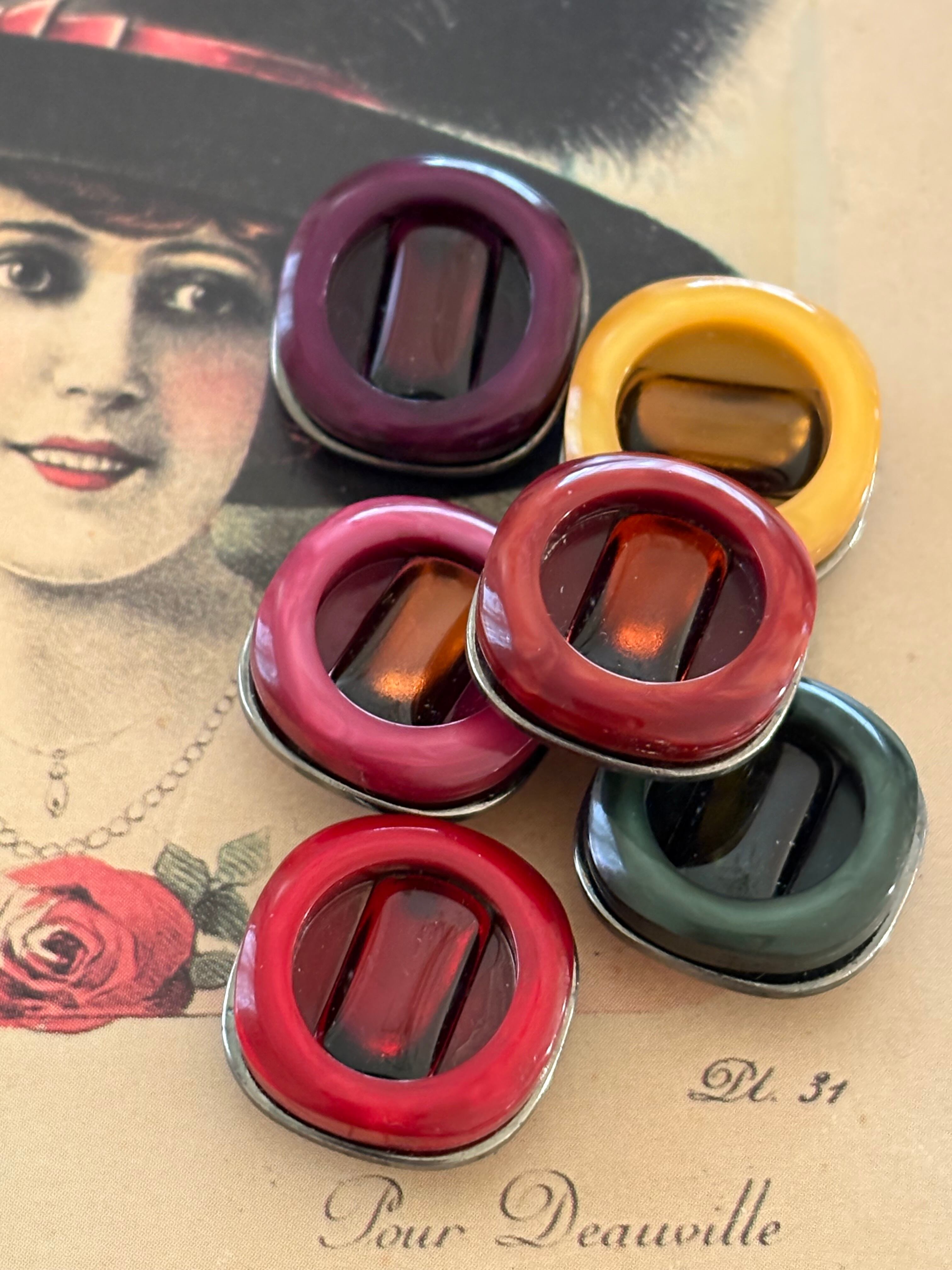 Japanese Vintage ボタン 18mm 樹脂ボタン スクウェア 昭和レトロ アクセサリーパーツ 装飾材 カルトナージュ