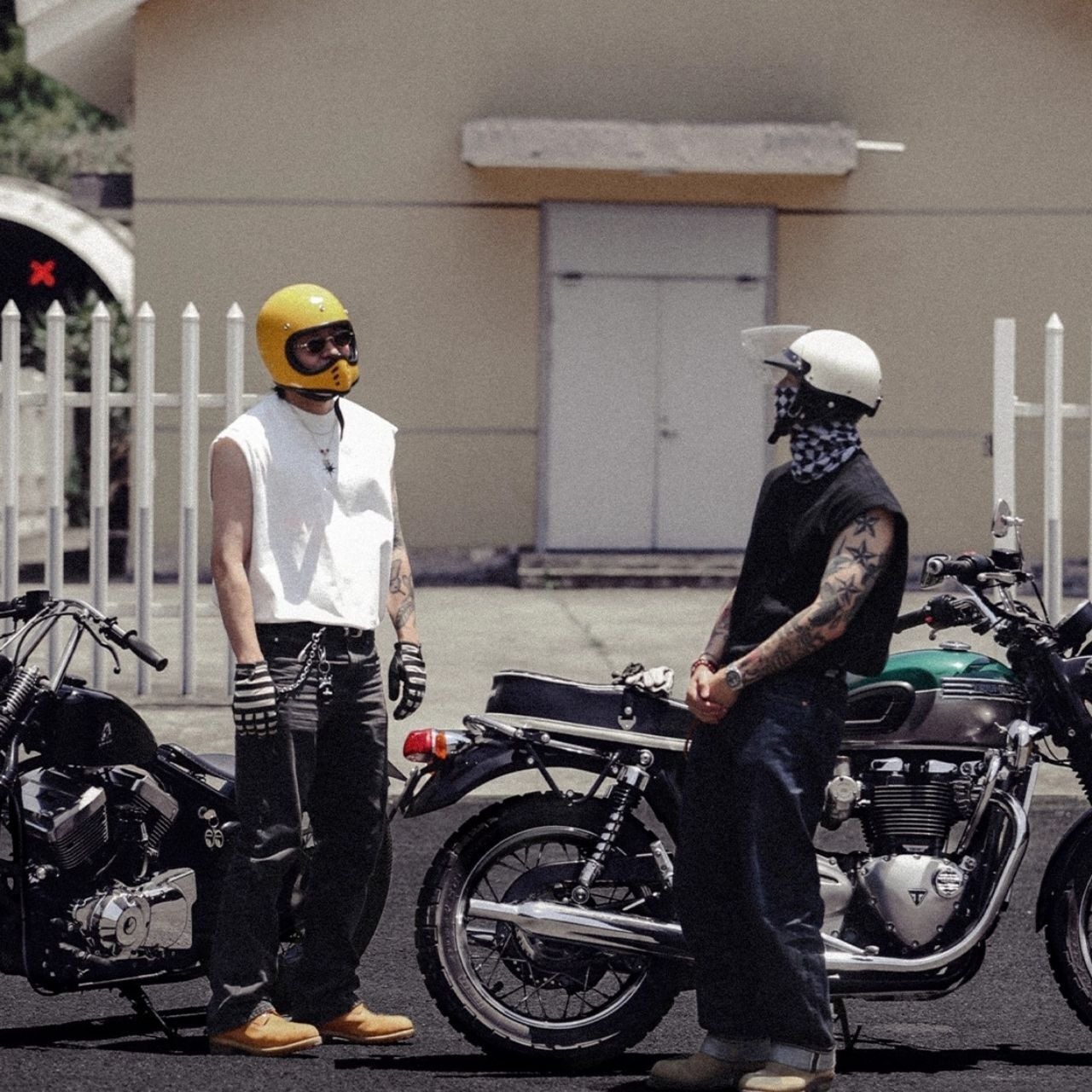 バックプリントルーズタンクトップ　1205