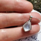 ssktomoe様、ホワイトシェルと水晶のタブレット925silverネックレス