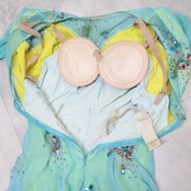 社交ダンス 衣装 スタンダードドレス ワンピース ドレス SORELI ソレリ 日本製 黄緑 緑 水色 ミント パーティ 発表会 デモ 競技 フリル 明るい グリーン系 ブルー系 社交ダンス ドレス おしゃれ 高級感 着やすい 女性用 フリルデザイン ステージ衣装 競技用ドレス 上品 パーティー衣装 フェミニン