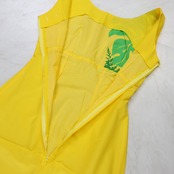 【美品 フラダンス衣装】イエロー ワンピース ドレス レフア柄 モンステラ柄 レッド グリーン 黄 ノースリーブ 赤 緑 かわいい