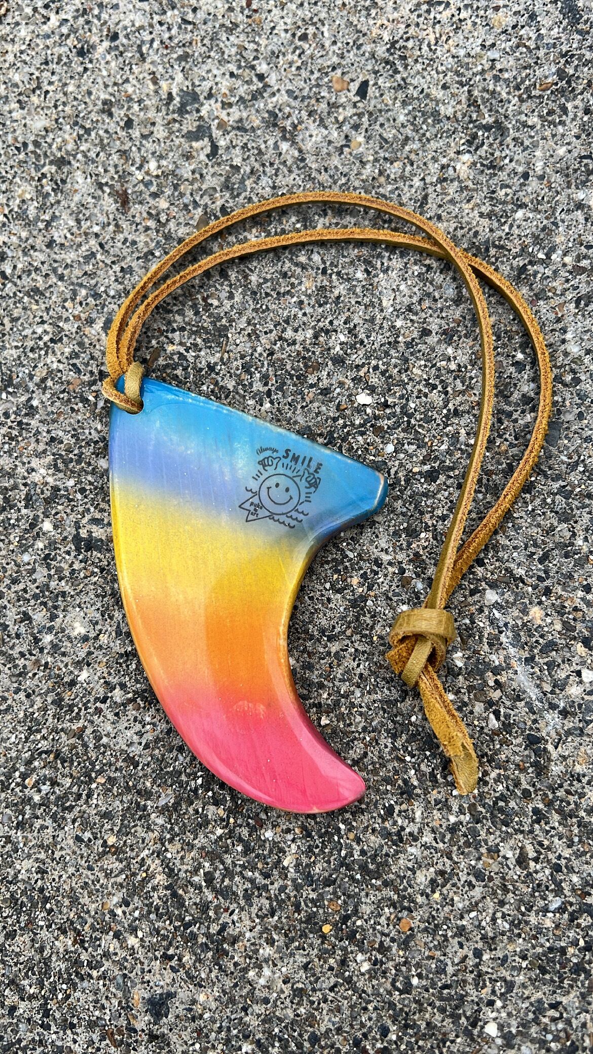 フィンチャーム ▶︎ マリンレインボー