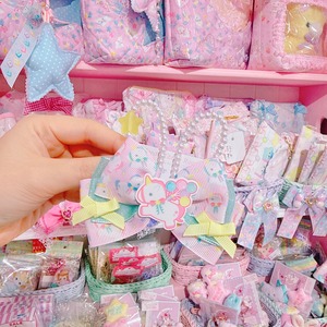 【F4】108-29ヘアクリップ